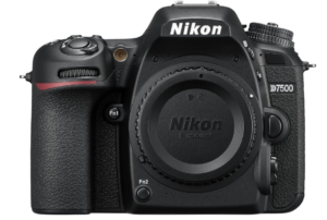 Nikon D7500
